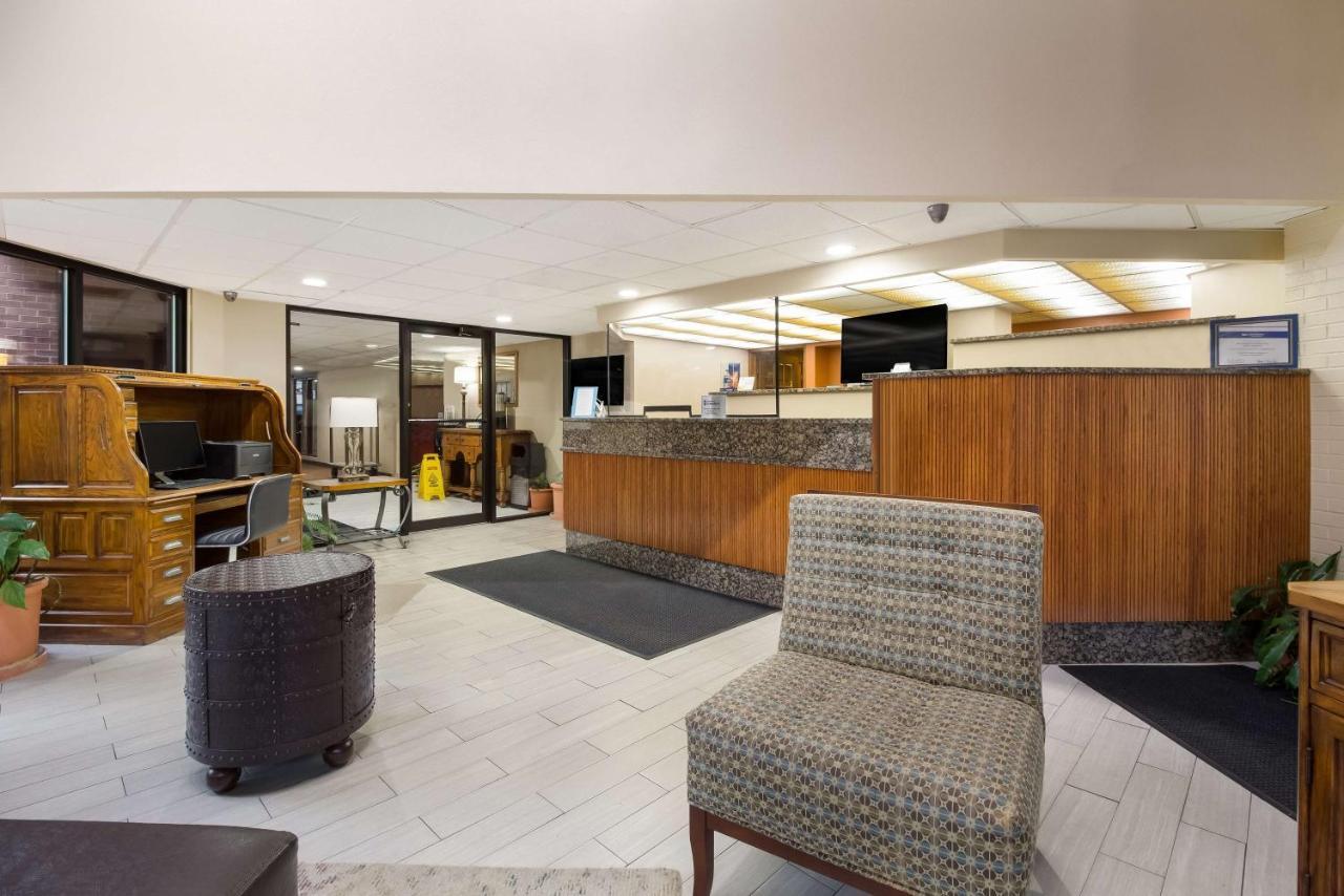 Best Western Braddock Inn La Vale Dış mekan fotoğraf