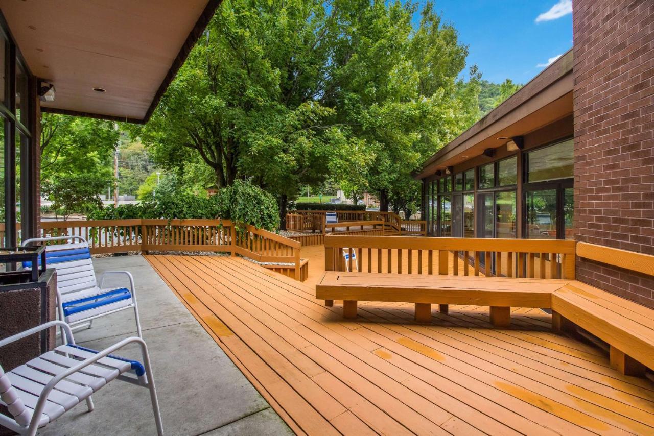 Best Western Braddock Inn La Vale Dış mekan fotoğraf