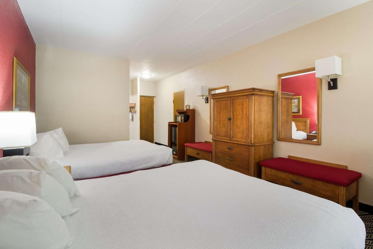 Best Western Braddock Inn La Vale Dış mekan fotoğraf
